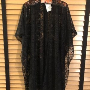 Cover up , lace , over dress accessory